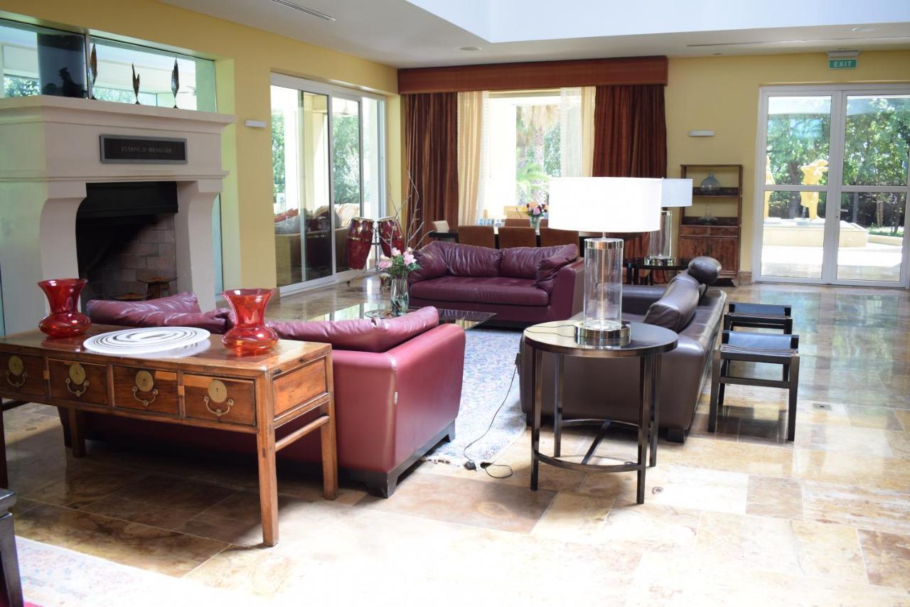 Estancia Mendoza Wine Hotel 투누얀 외부 사진